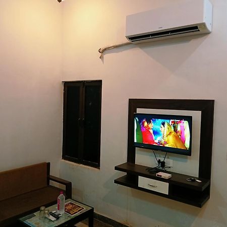Hotel Mewad Haveli Puskár Kültér fotó