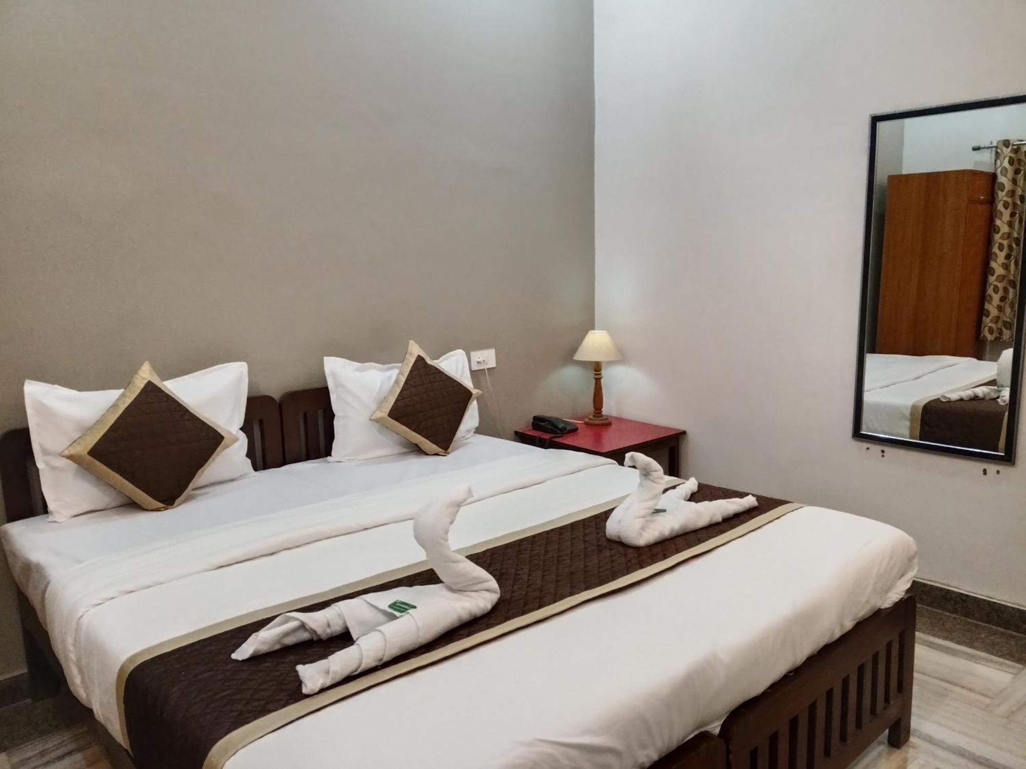 Hotel Mewad Haveli Puskár Kültér fotó